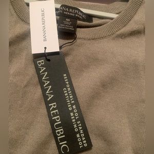 NWT Men’s Banana Republic Long Sleeve